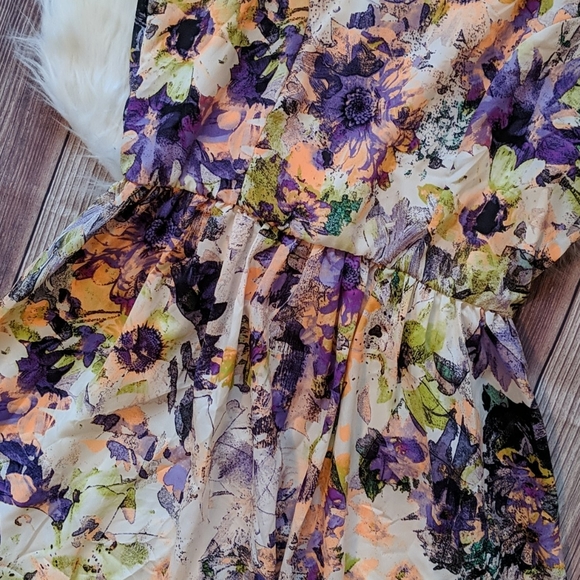 Just Me floral dress - Picture 3 of 3